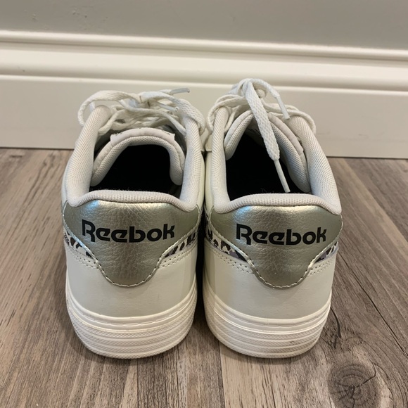 Women’s Reebok Sneakers - Picture 4 of 7